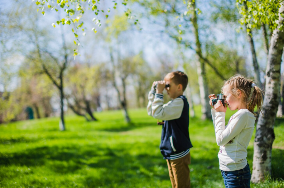 Classe de découvertes Devenir écocitoyen activité d'observation de la nature